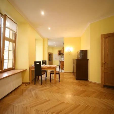 Apartment Sunny Two Bedroom
